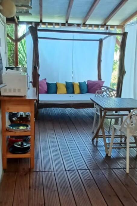 Bungalow Atypique Ti Bambou A 500M De La Plage 상트 안느 외부 사진