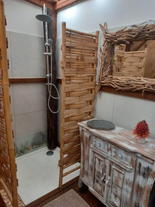Bungalow Atypique Ti Bambou A 500M De La Plage 상트 안느 외부 사진